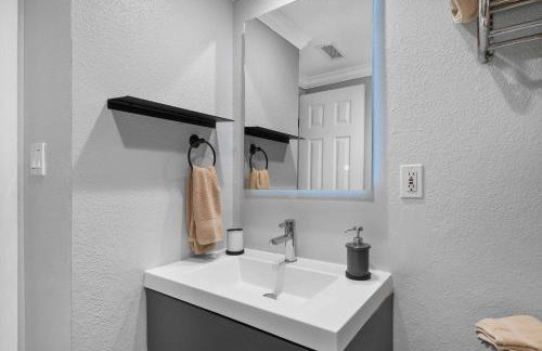 Mickeys House by OC Adventure Homes - Photo 11