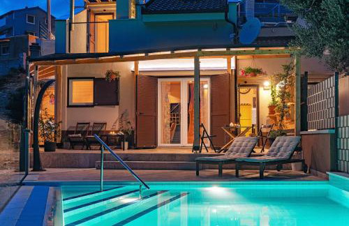 NORMABEL relaxing villa with heated pool and sauna - Photo 5