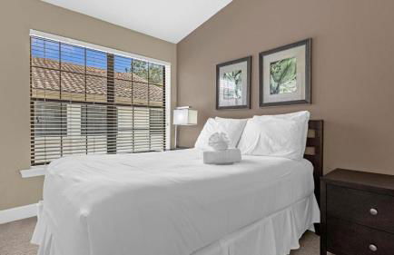 Sun, Fun & Summer Getaway - TownHome by Disney! - Photo 19