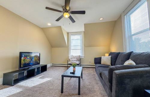 NEW-Queen Beds-Mins to Elliot-Catholic Medical-MHT - Foto 19