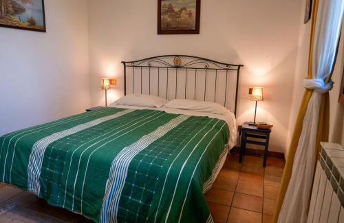 HOST4U - BORGATA VALLONE Apartments with Stunning Garden and Parking - Foto 27