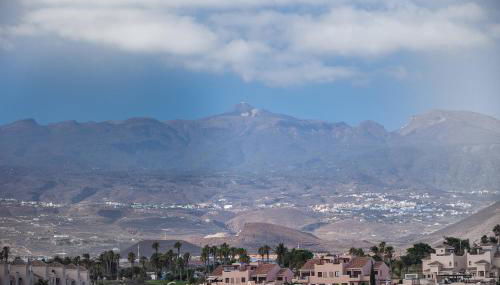 CASA AGATHA - 3 terraces, AC, tv channels, 2 bedrooms & bathrooms, heated pool - Foto 3