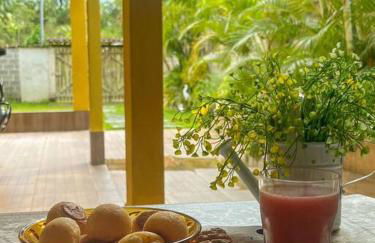 Casa com churrasqueira e piscina, perto de riacho - Foto 9