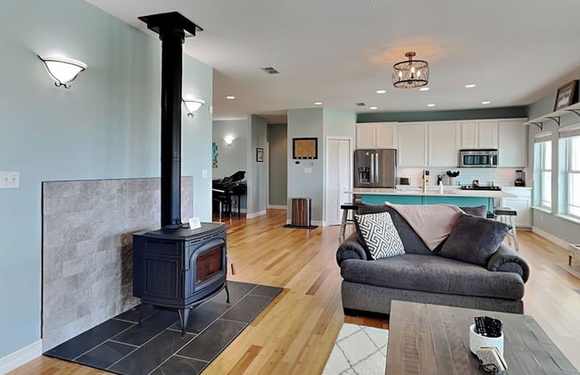 Papa's Place by Miss Kitty’s - Photo 48