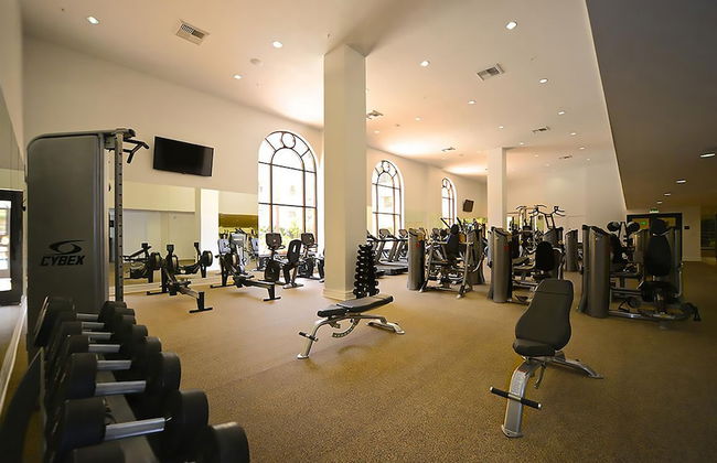 LAs Premier Apartments - Photo 79