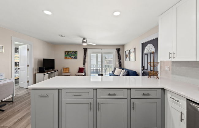 Welcome to Dolphin Fun B, Brand NEW Duplex Walk to the Beach - Photo 10