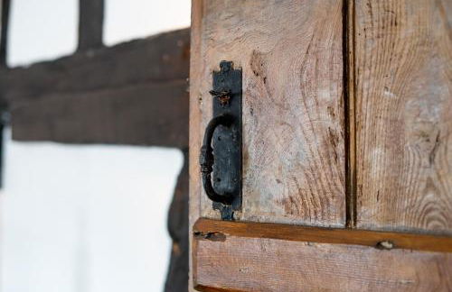 Cosy 3 Bed Cottage-Gloucester-Parking-Garden-Free Hot Tub Weekends-Work or Leisure - Foto 26