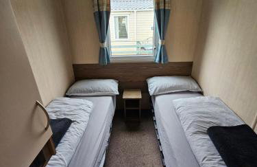 Honey Cottage Caravan Park - Foto 42