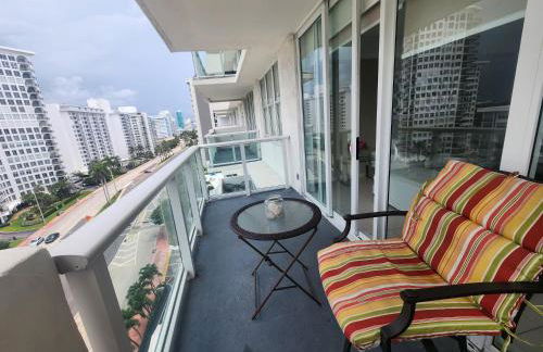 Entire Beach Front Condo w/ pool Amazing view 4pax - Photo 26