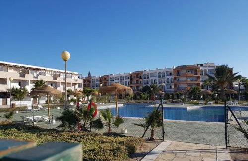 CASA BAJA EXTRAORDINARIA EN URBANIZACIÓN NATURISTA! - Foto 32