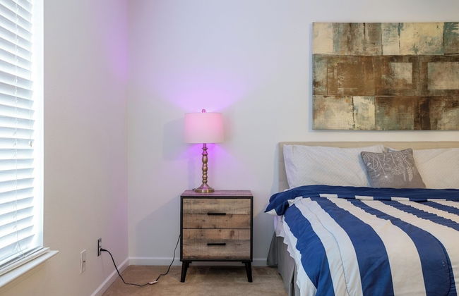 Spacious 4BR Home With Pool in Indianapolis - Foto 38