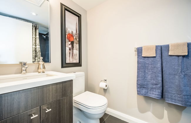 QuickStay - Premium 2bdrm in Yorkville (Yonge & Bloor) - Foto 26