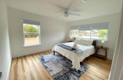 NEW Modern Hill Country Hideaway - Photo 23