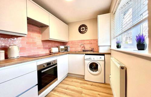 Seaside Snug by Honeywhite Homes - Photo 7