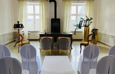 Schloss Hürbel Storchennest-Appartement - Luxury Apartment THE Stork Nest - Foto 20