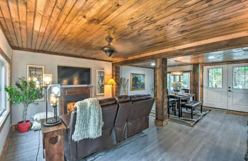 Otto Home with Fire Pit, Tree House and Hot Tub! - Foto 6