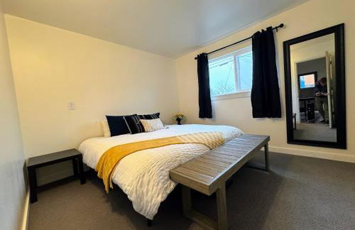 Fresh & Comfy House with Hot Tub, Pool Table, & BBQ - Foto 39