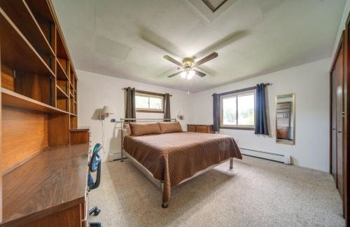 Lake Erie Getaway with Private Pool and Yard! - Foto 13