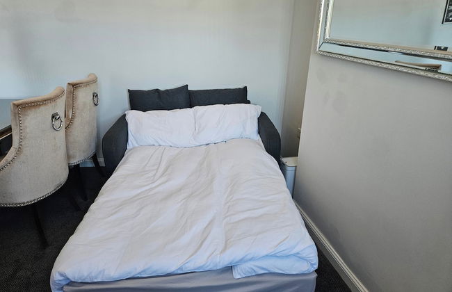 Telford Tranquility Apartment Flat 3 for 4 Guests - Foto 3