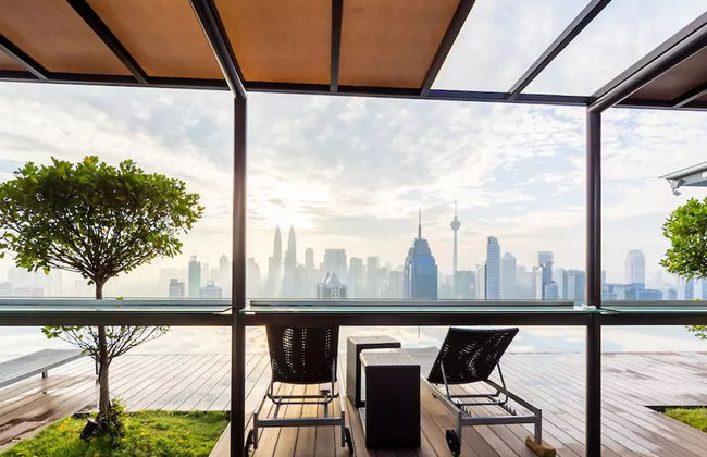 Wong's Homestay at Regalia Residence - Photo 19