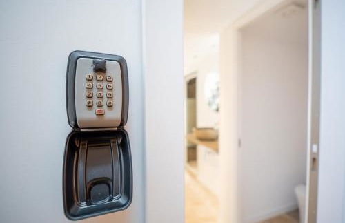 Atico duplex con Barbacoa y Terraza en Barri Port Maritim - Foto 29