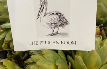 The Pelican Room-converted Cart Lodge near airport - Photo 32