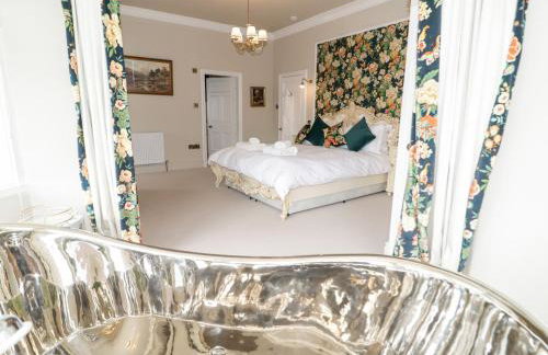 Gwern Borter Manor - Photo 19