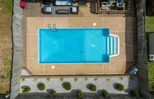 Cori's Pool House - Foto 24