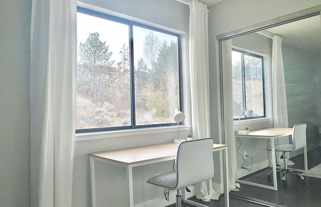 DT Reno - Modern Home Private Patio Workspace - Photo 6