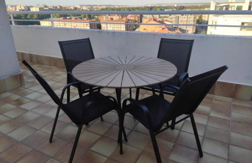 Atuaire Home Ático 360º de Burgos PARKING INCLUIDO - Foto 30