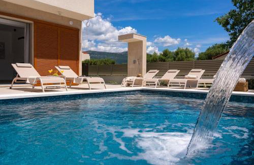 Villa San Pietro A Luxurious Seaside Retreat in Kaštel Štafilić - Foto 7