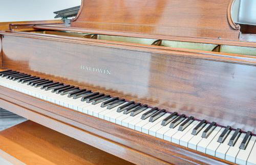 Home 1 Mi to DTLA Room to Work and Relax! - Photo 5