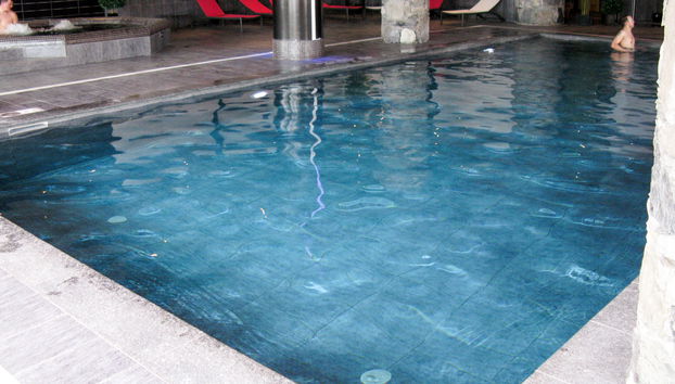 Pool Indoor