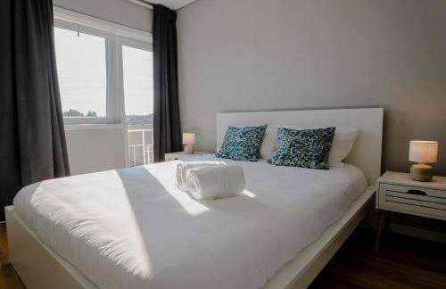 3BR Flat by Casa da Música, Central, Sleeps 6, E - Foto 11
