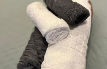 Apto novo perto do shopping Estacionamento Wi-Fi - Foto 13