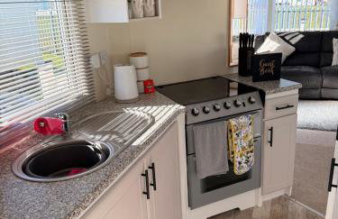 Browns caravan rentals, ingoldmells 4 berth caravan silver beach - Foto 4