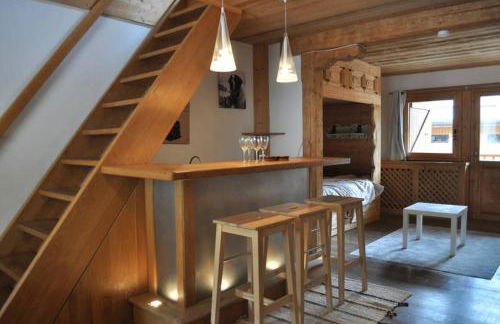 Les Gentianes Appartement 5 personnes à 50 mètres des pistes Meribel 3 vallées - Foto 4