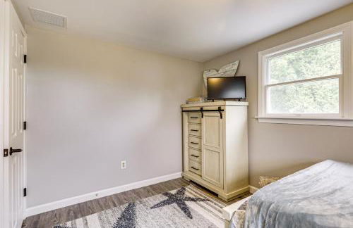 Coastal Charmer Less Than 1 Mi to South Kingstown Beach - Photo 21