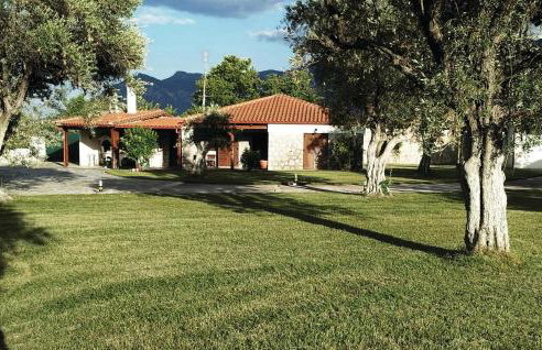 Awesome Home In Kamena Vourla - Foto 20