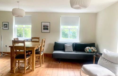 Delightful Ely house Bright and warm with cathedral view - Photo 24