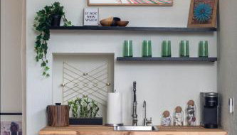 Luxe Boutique-Style Home w/Indoor Hot Tub - Foto 4, minibar