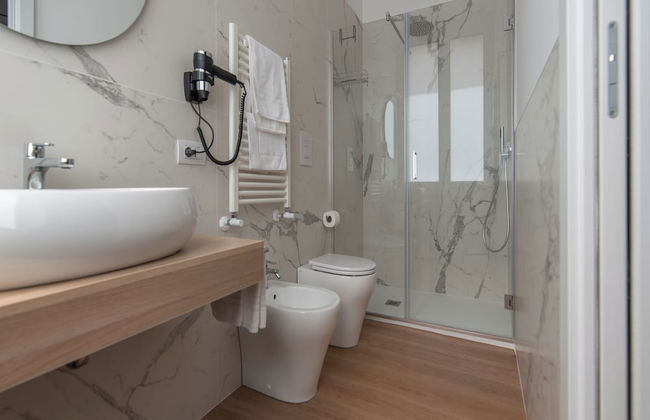 Nolana 28 Rooms in Naples - Photo 38