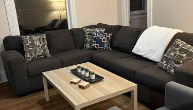 Cozy Home off Brady ST - Foto 5