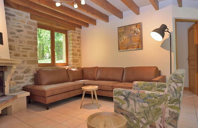 Serene Holiday Home With Private Terrace - Photo 1