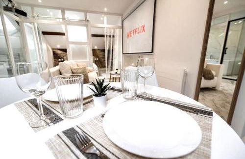 Suite Balnéo hydromassage et rétroprojecteur - Foto 10