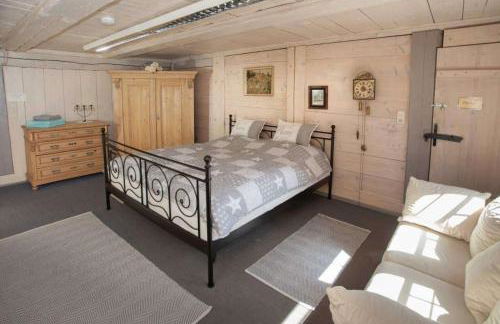 Historischer Vogtshof: eingezäunt | sonniger Garten | Kamin | Denkmalschutz - Foto 61