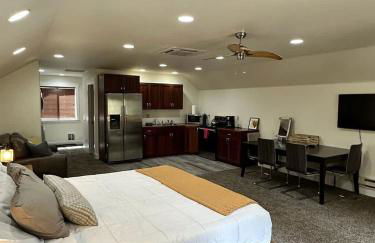 Cozy Private McCall Downtown Remodeled Studio - Foto 9