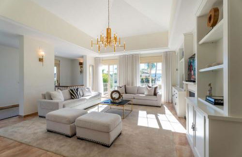 VACATION MARBELLA I Villa Bosquecito, Giant Private Heated Pool, 4min to the Beach, 6 BR, Spacious Villa - Foto 5