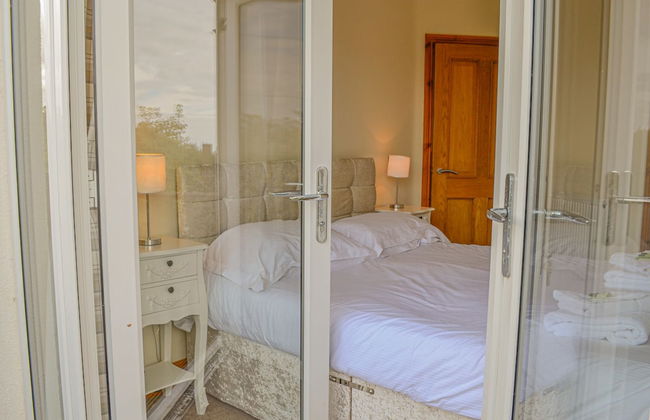 Self Catering at The Fairways - Photo 8