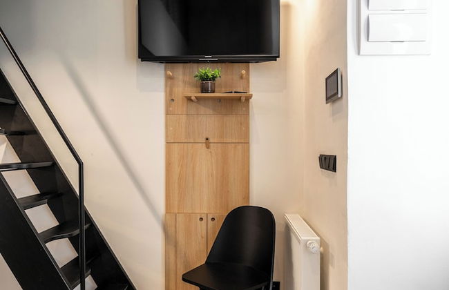 HONEST Karlín - Foto 15